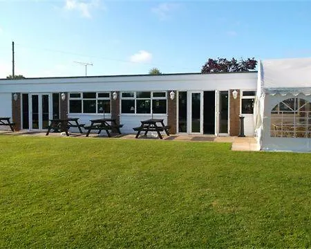 Broadside Chalet Park-2