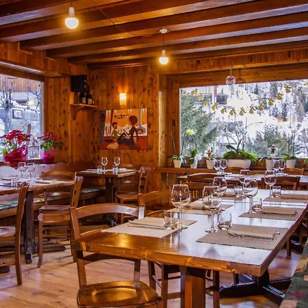 Hotel Chalet Joli-2