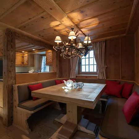Chalet Berghof Sertig-2
