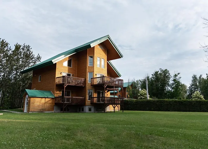 Chalets et Spa Lac Saint-Jean Chambord
