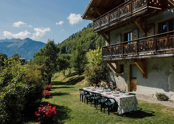 Ferme A Jules - Stunning Farmhouse Sleeps Up To 26 Montriond