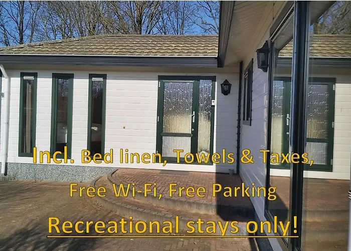 Ruim familie chalet tot 4 personen op de Veluwe Bungalowpark De Kern - All inclusive Putten