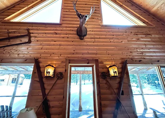 Totem - Chalets De Moh - Sauna & Jacuzzi La Malbaie