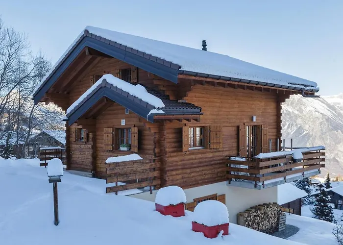 Montebello Cozy, Classic Swiss Chalet With Stunning Views La Tzoumaz