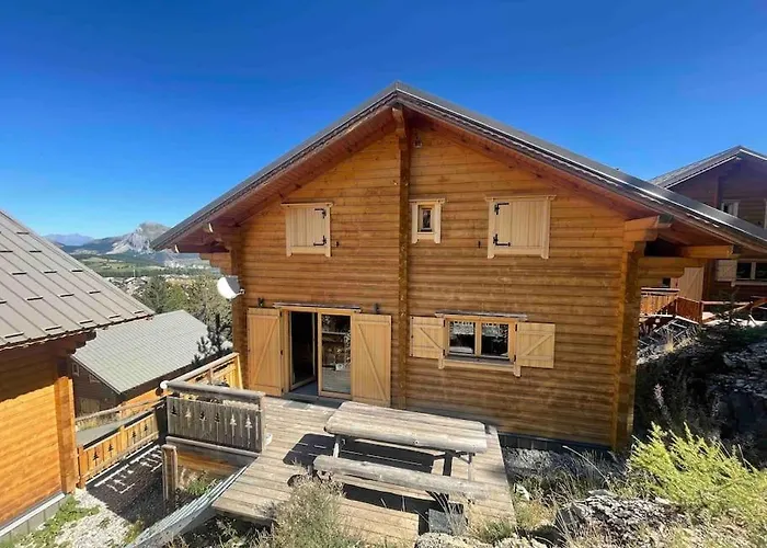 La joue du loup Bord des pistes - Chalet en bois de charme pour 10 personnes Saint-Étienne-en-Dévoluy