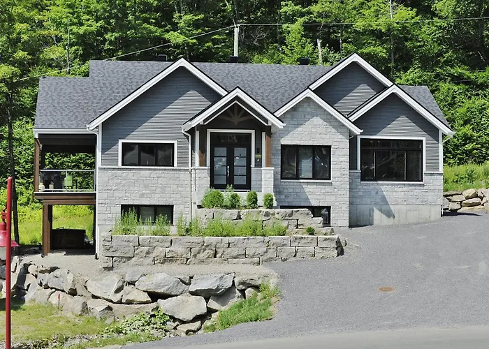 Chalet 06 Chemin Blanc By Les Chalets Alpins Stoneham