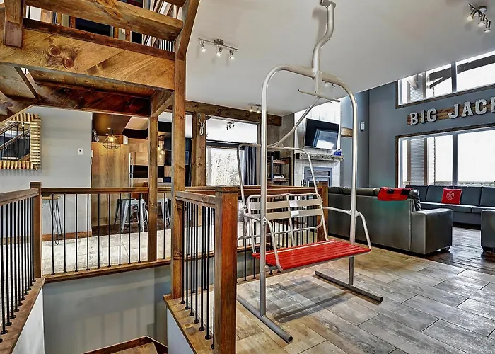The Big Jack Chalet 33 Chemin Blanc By Les Chalets Alpins Stoneham
