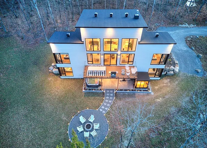 Chalet Peak Tremblant: Your Mountain Escape. La Conception