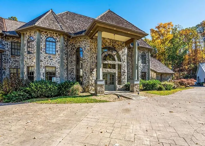 Mountain Bliss- Estate With Views - Firepit - Hot Tub - Gburg 5Min Villa Gatlinburg
