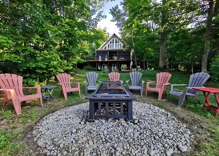 Chalet de luxe Équinoxe - bord de l'eau avec Spa Lac-aux-Sables