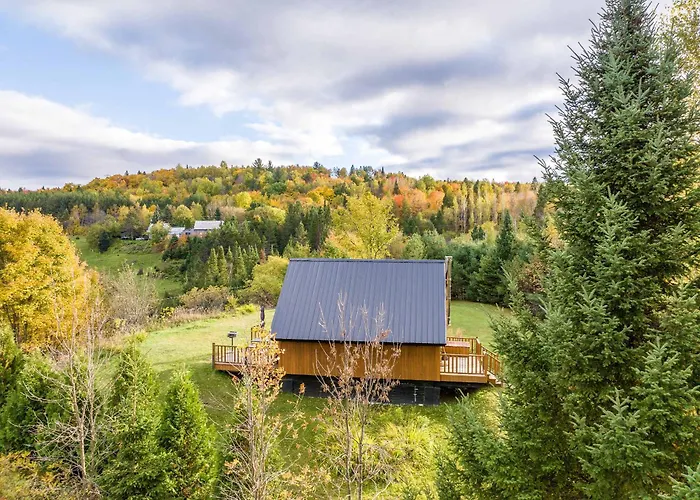 Au Chic Chalet des Chutes Chic Rustique Sainte-Melanie