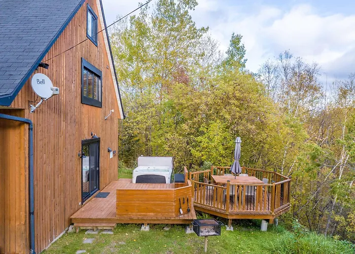 Au Chic Chalet Des Chutes Chic Cottage Sainte-Melanie