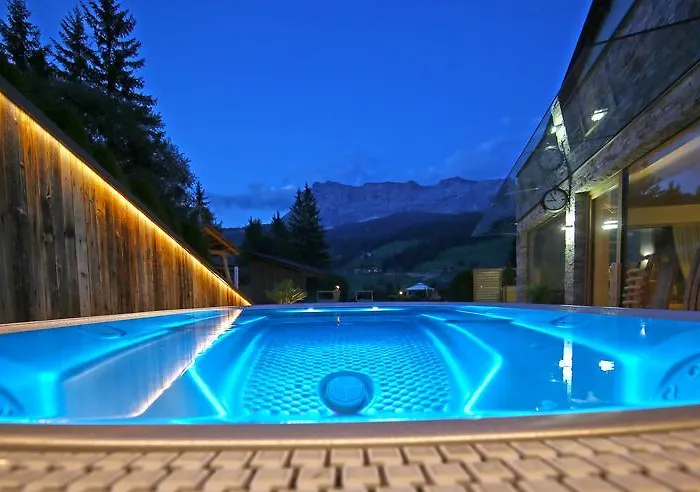 La Bercia Alpine Lodge&Spa La Villa 