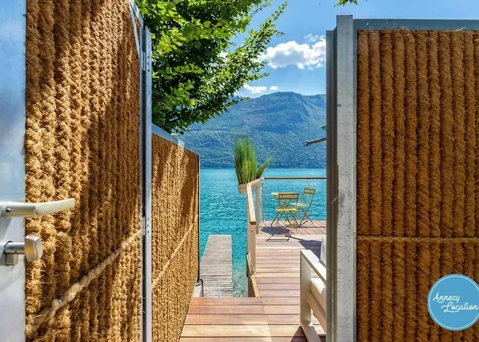 Chalet Coquillage Waterfront Escape On Lake Doussard