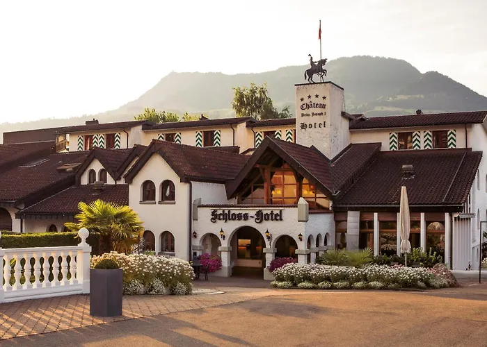 Swiss-Chalet Merlischachen - Romantik Schloss-Hotel Am See Küssnacht