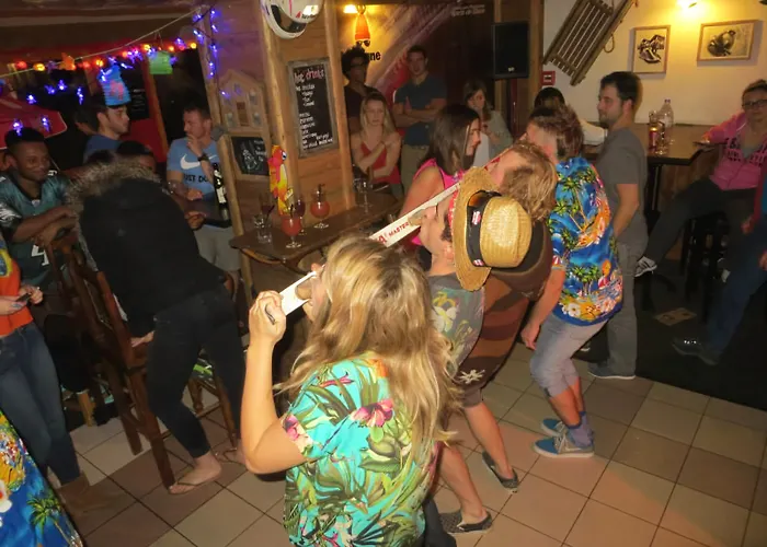 ChaletChalet Rhododendrons