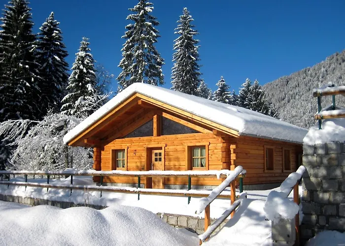 Chalet Eco-Lodge Faè Madonna