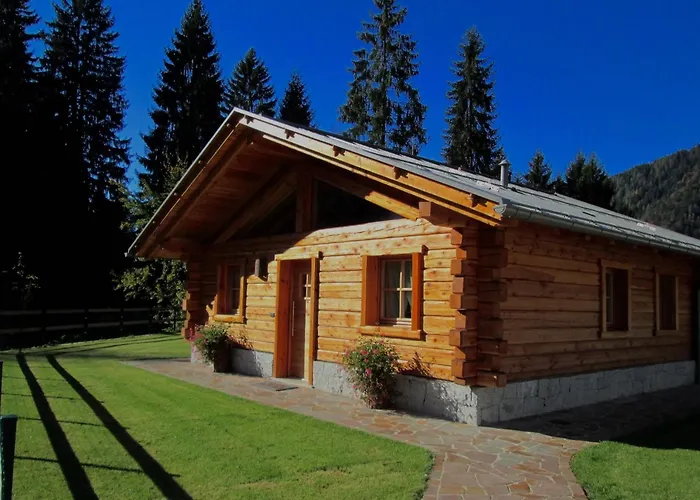 Chalet Eco-Lodge Faè Madonna