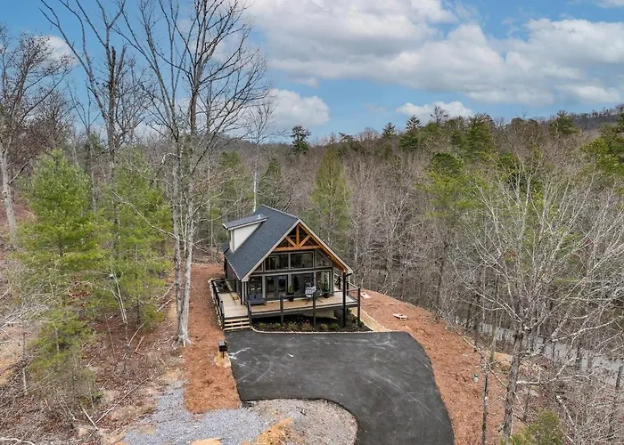 Modern, Cozy Cabin With Views And Hot Tub Sevierville