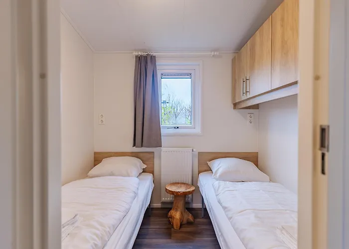 Welcome in - Chalet 'Zeeland' - Camping Duinhoeve | Comfortabel familiechalet | Huisdiervriendelijk Burgh-Haamstede