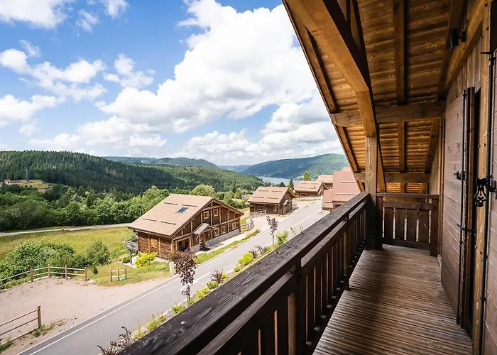 Perle Noire chalet dexception avec jacuzzi et saun Gérardmer