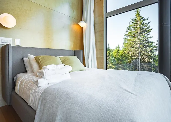Dun - Panoramic View With Spa Near Quebec City Lac-Beauport
