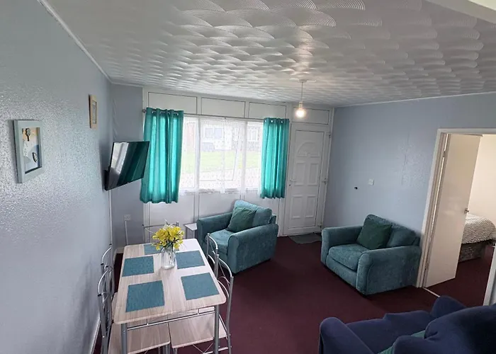 Hemsby Chalet Get Aways On Seadell Chalet Park