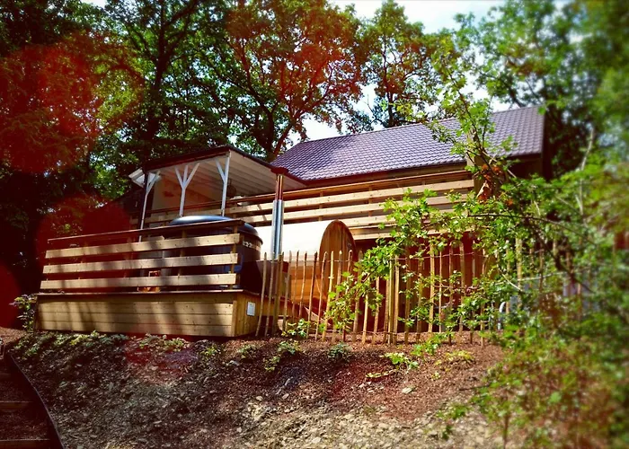 Chalet Montana - Hot Tub, Sauna, Playstation Villa Durbuy